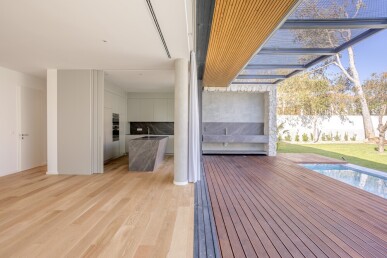 4 bedroom Property in Cascais, Property for sale in JL-86851