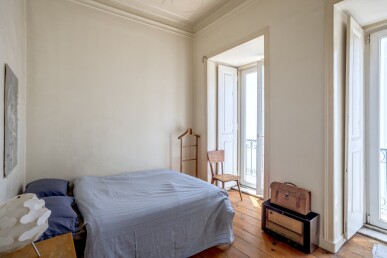 2 bedroom Property in Lisbon, Property for sale in JL-86875