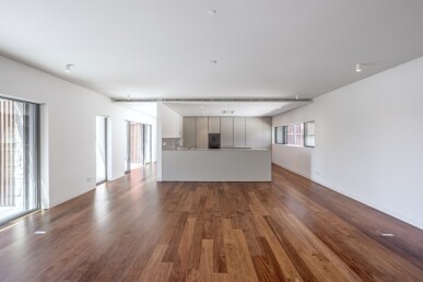 4 bedroom Property in Cascais, Property for sale in JL-87002