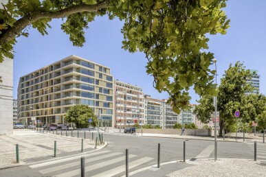 1 bedroom Property in Lisbon, Property for sale in JL-88398