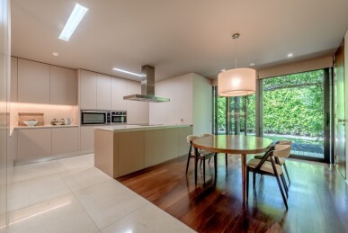 5 bedroom Property in Guimarães, Property for sale in JL-89773