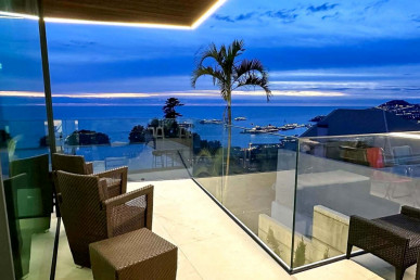 Luxury Private Villa With Ocean Views, Property for sale in PP176228