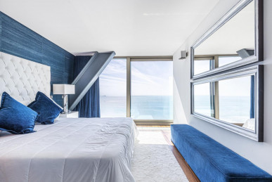 4 Bedroom Duplex Apartment, with sea view, in Cascais, Property for sale in DL36101