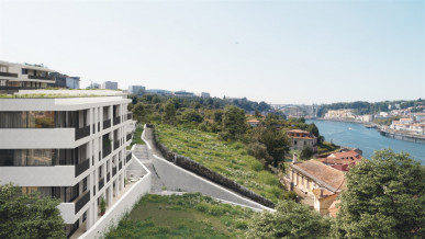 Flat T4 DUPLEX Sell in Santa Marinha e São Pedro da Afurada,Vila Nova de Gaia, Property for sale in RS-R21094AA