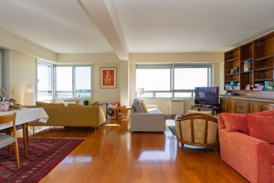 Flat T2 Sell in Aldoar, Foz do Douro e Nevogilde,Porto, Property for sale in RS-R21235