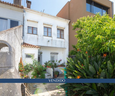 Terraced house T4 TRIPLEX Sell in Ramalde,Porto, Property for sale in RS-R21343