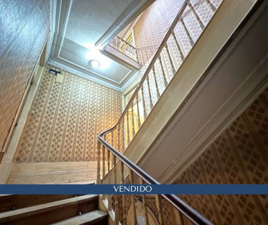 Semi-detached house T5 Sell in Cedofeita, Santo Ildefonso, Sé, Miragaia, São Nicolau e Vitória,Porto, Property for sale in RS-R21402