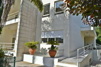 Semi-detached house T4+2 Sell in Aldoar, Foz do Douro e Nevogilde,Porto, Property for sale in RS-R21429
