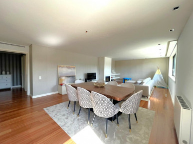 Flat T2+1 Sell in Matosinhos e Leça da Palmeira,Matosinhos, Property for sale in RS-R21499