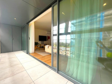 Flat T3 Sell in Canidelo,Vila Nova de Gaia, Property for sale in RS-R21500