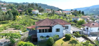 Farm T6 Sell in Amarante (São Gonçalo), Madalena, Cepelos e Gatão,Amarante, Property for sale in RS-R21527