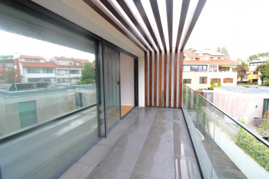 House T5 Sell in Aldoar, Foz do Douro e Nevogilde,Porto, Property for sale in RS-R21044Foz