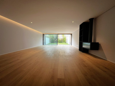 House T5 Sell in Aldoar, Foz do Douro e Nevogilde,Porto, Property for sale in RS-R21044Foz