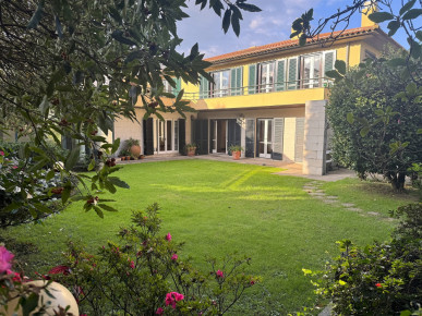 House T3+2 Sell in Lordelo do Ouro e Massarelos,Porto, Property for sale in RS-R21602