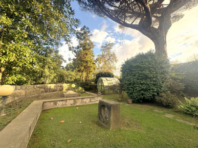 House T3+2 Sell in Lordelo do Ouro e Massarelos,Porto, Property for sale in RS-R21602