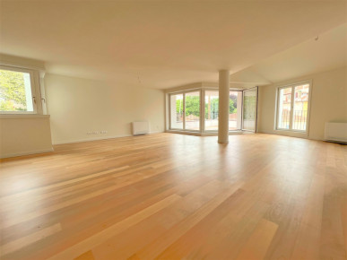 Flat T4 DUPLEX Sell in Aldoar, Foz do Douro e Nevogilde,Porto, Property for sale in RS-R21209G