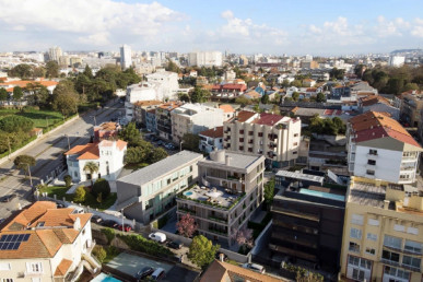 Flat T3 Sell in Lordelo do Ouro e Massarelos,Porto, Property for sale in RS-R21629B