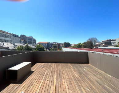 Flat T0 DUPLEX Sell in Cedofeita, Santo Ildefonso, Sé, Miragaia, São Nicolau e Vitória,Porto, Property for sale in Cedofeita, Santo Ildefonso, Sé, Miragaia, São Nicolau e Vitória, Porto, RS-R21313F