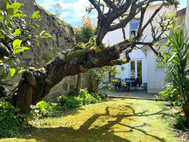 House T3 Sell in Aldoar, Foz do Douro e Nevogilde,Porto, Property for sale in Aldoar, Foz do Douro e Nevogilde, Porto, RS-R21409