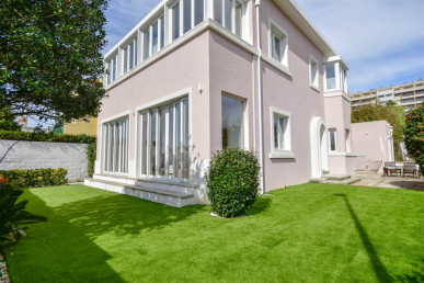 House T5 Sell in Aldoar, Foz do Douro e Nevogilde,Porto, Property for sale in Aldoar, Foz do Douro e Nevogilde, Porto, RS-R21672