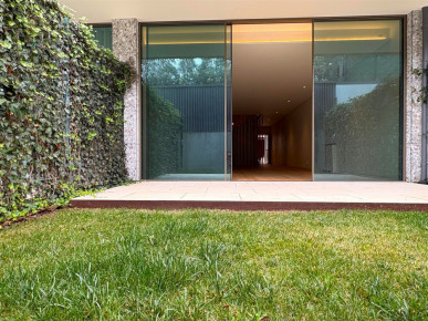 Apartment Floor Dwelling T3 Sell in Aldoar, Foz do Douro e Nevogilde,Porto, Property for sale in RS-R21750