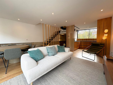 House T4 Sell in Lordelo do Ouro e Massarelos,Porto, Property for sale in Lordelo do Ouro e Massarelos, Porto, RS-R21512