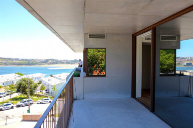 Flat T2 Sell in Aldoar, Foz do Douro e Nevogilde,Porto, Property for sale in Aldoar, Foz do Douro e Nevogilde, Porto, RS-R21594