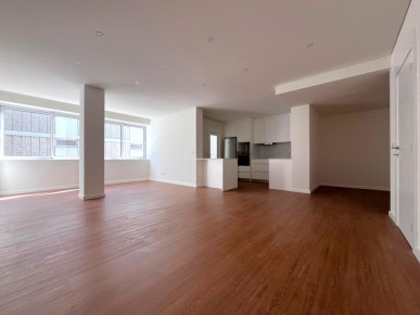 Flat T4 Sell in Ramalde,Porto, Property for sale in RS-R21791