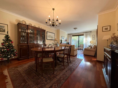 House T4+1 Sell in Aldoar, Foz do Douro e Nevogilde,Porto, Property for sale in Aldoar, Foz do Douro e Nevogilde, Porto, RS-R21811