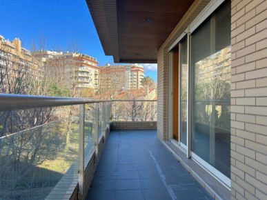 Flat T3 Sell in Aldoar, Foz do Douro e Nevogilde,Porto, Property for sale in Aldoar, Foz do Douro e Nevogilde, Porto, RS-R21813