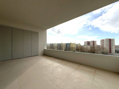 Flat T2 Sell in Ramalde,Porto, Property for sale in Ramalde, Porto, RS-R21828B