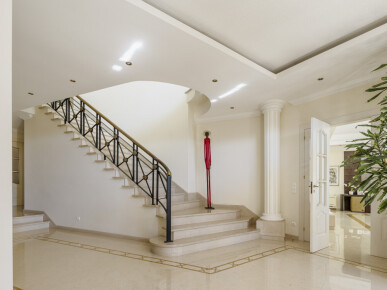 7 bedroom Property in Cascais, Property for sale in JL-82361