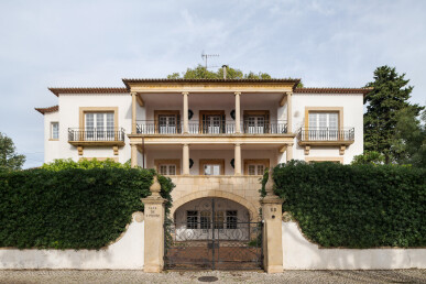 15 bedroom Property in Oeiras, Property for sale in JL-85828