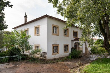 15 bedroom Property in Oeiras, Property for sale in JL-85828