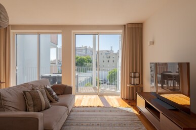 2 bedroom Property in Lisbon, Property for sale in JL-88706