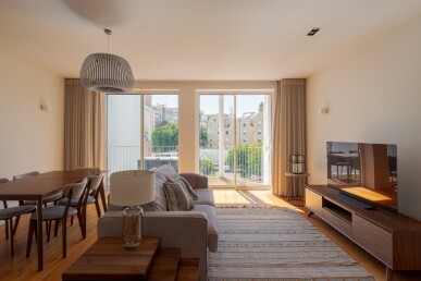 2 bedroom Property in Lisbon, Property for sale in JL-88706