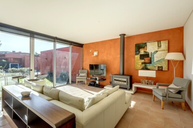 2 bedroom Property in Óbidos, Property for sale in JL-89805