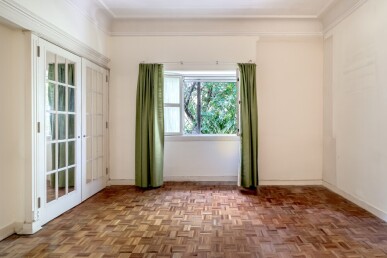 5 bedroom Property in Oeiras, Property for sale in JL-91318