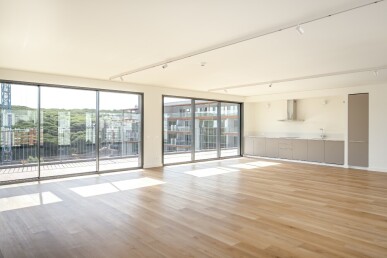 4 bedroom Property in Oeiras, Property for sale in JL-91411