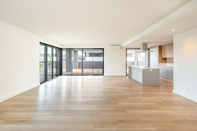 4 bedroom Property in Oeiras, Property for sale in JL-91411