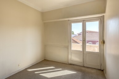 2 bedroom Property in Lisbon, Property for sale in JL-91466