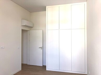 1 bedroom Property in Lisbon, Property for sale in JL-91630