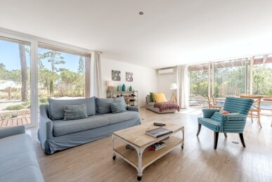 4 bedroom Property in Grândola, Property for sale in JL-91780