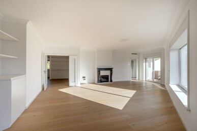 4 bedroom Property in Cascais, Property for sale in JL-91954