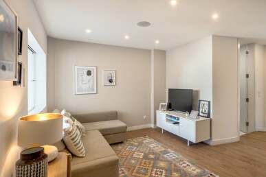 2 bedroom Property in Cascais, Property for sale in JL-91982