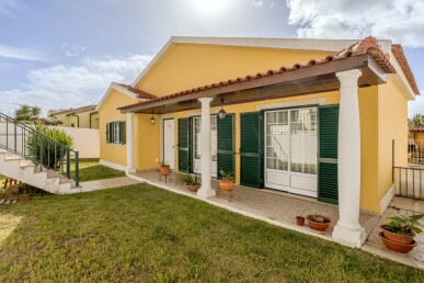4 bedroom Property in Cadaval, Property for sale in JL-92001