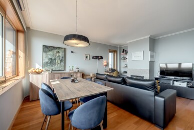 2 bedroom Property in Matosinhos, Property for sale in JL-93001