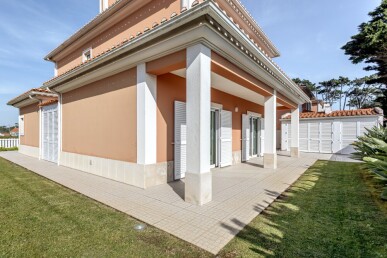 4 bedroom Property in Sintra, Property for sale in JL-93002