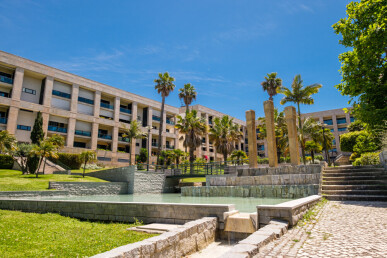 2 bedroom Property in Lisbon, Property for sale in JL-93008