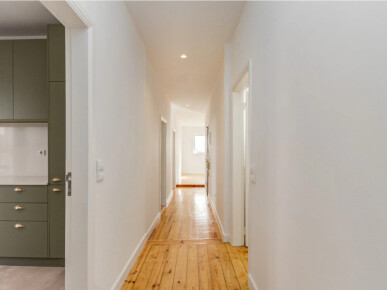 2 bedroom Property in Lisbon, Property for sale in JL-93981